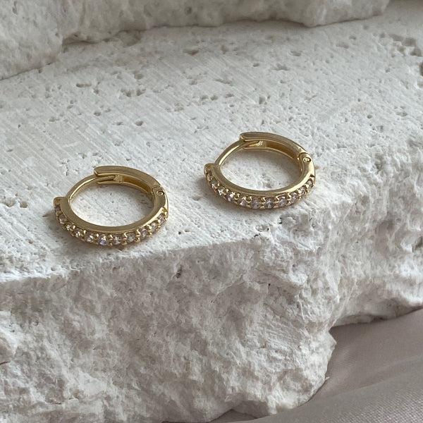 Load image into Gallery viewer, Shimmer Huggies