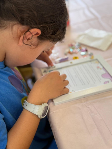 Load image into Gallery viewer, School Holiday Craft Workshop | Degani Coburg Hill
