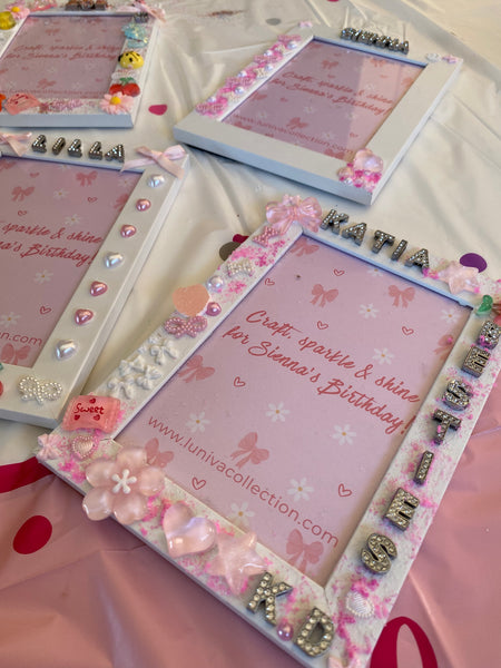 Load image into Gallery viewer, School Holiday Craft Workshop | Degani Coburg Hill
