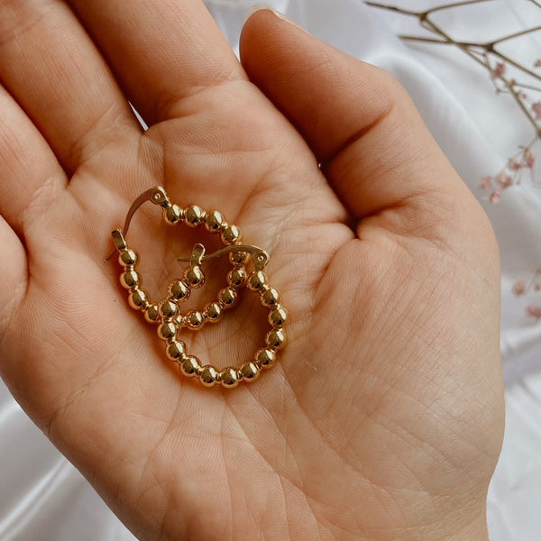 Load image into Gallery viewer, Kimi Hoops
